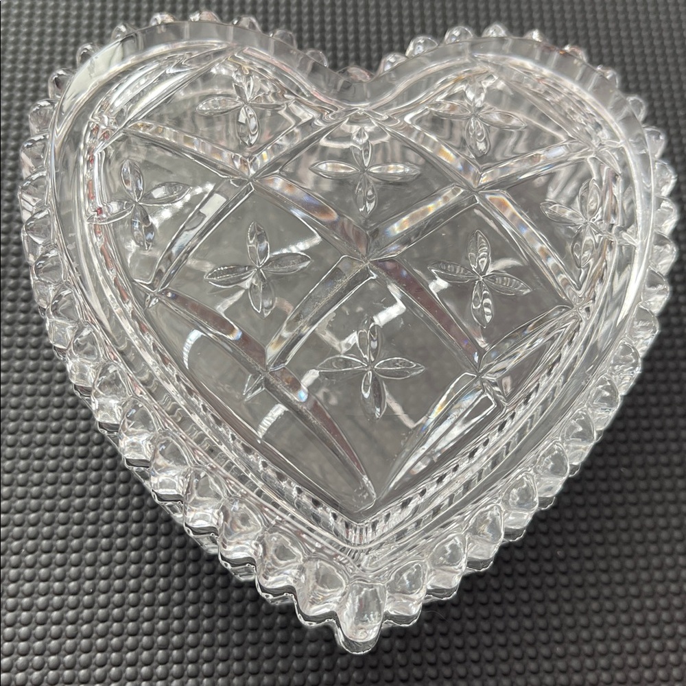 Cut Glass Heart Trinket Box 4.25” x 4.25”